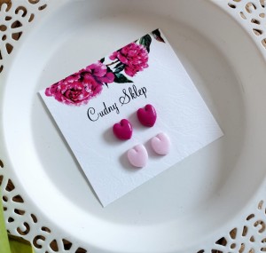 Kolczyki Serca  fuksjowe Stal chirurgiczna  kolor srebrny sztyfty zestaw 1