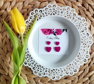 Kolczyki Serca  fuksjowe Stal chirurgiczna  kolor złoty sztyfty zestaw 3